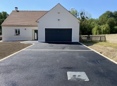 Enrobé devant votre garage à Authie